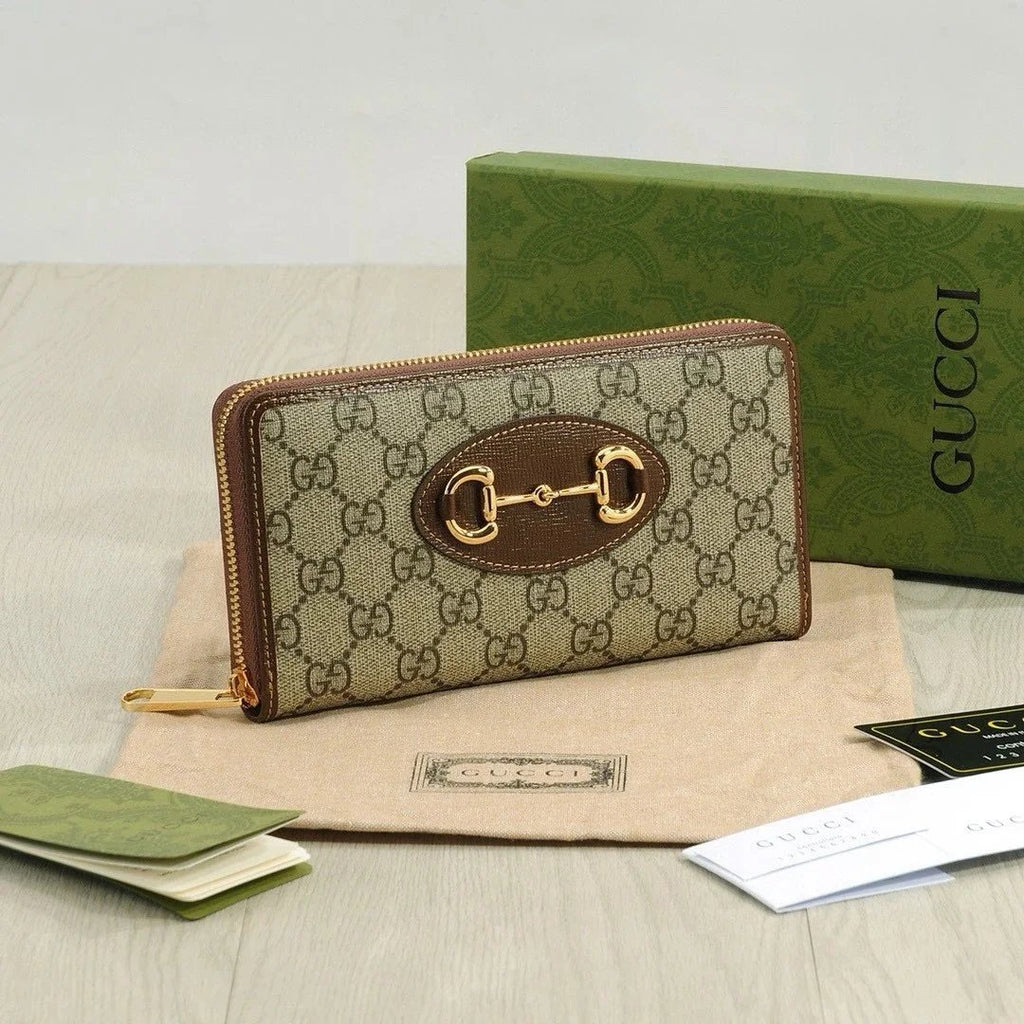 Gucci Horsebit 1955 GG Supreme Zip-around Wallet.