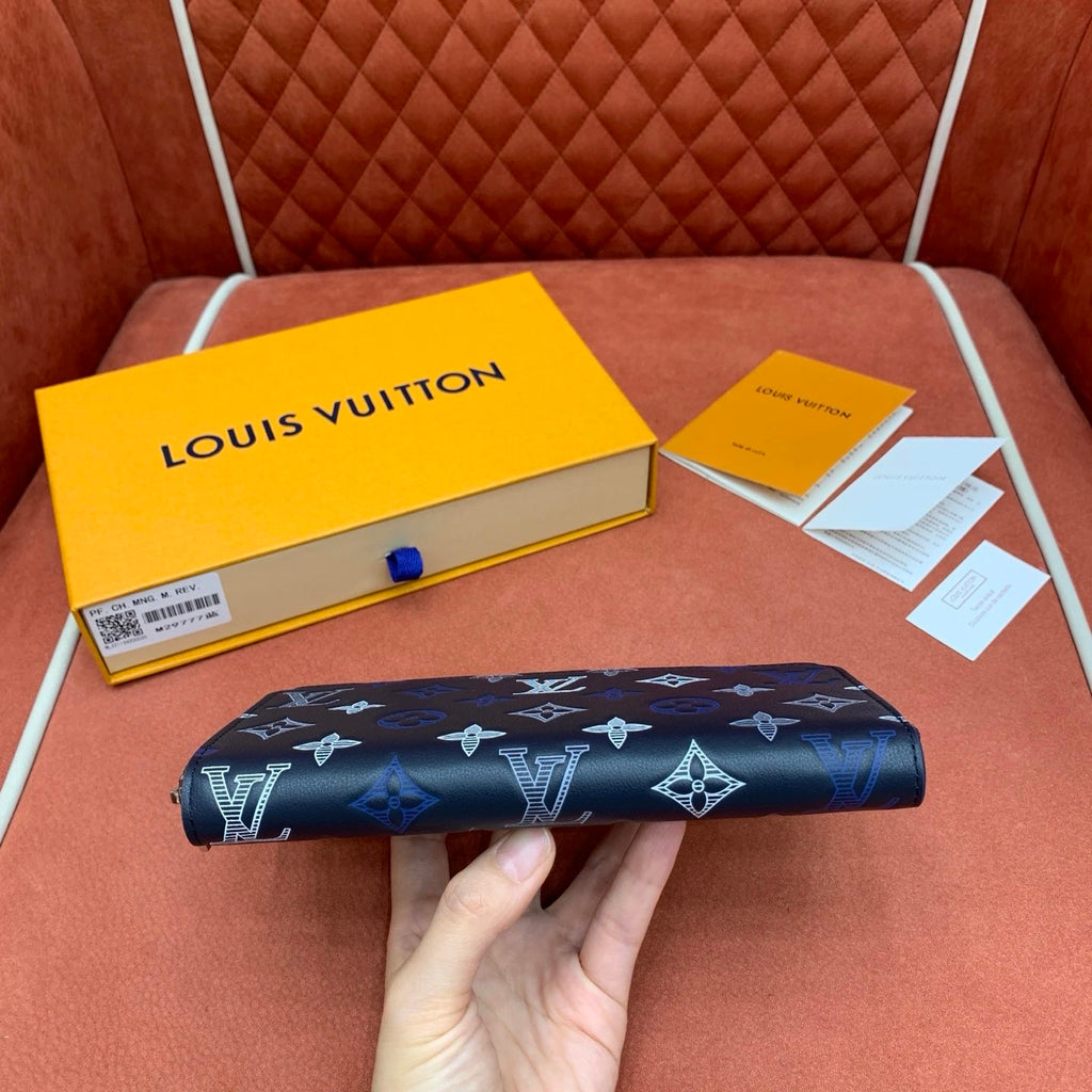 Louis Vuitton Zippy Organizer NM Wallet