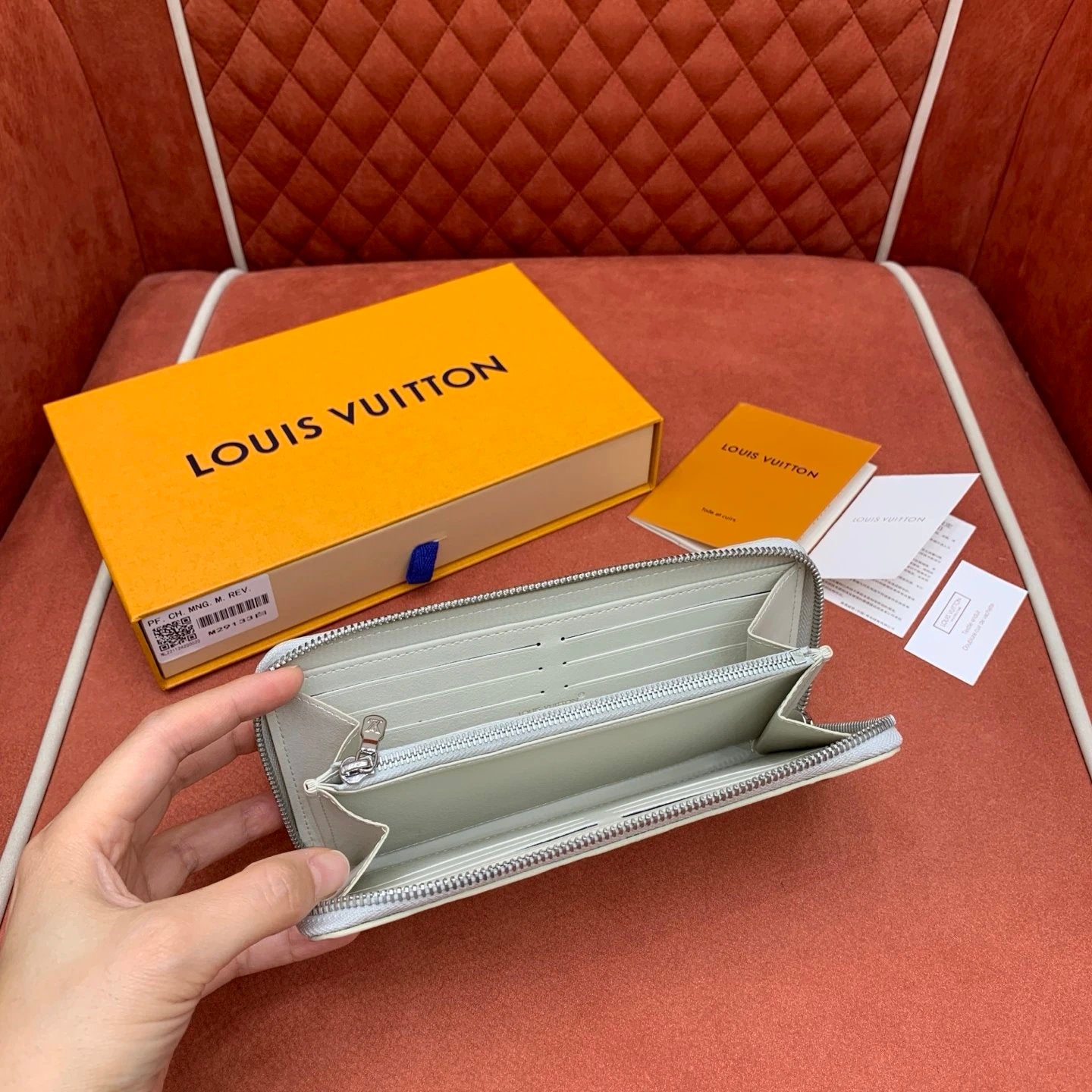 Louis Vuitton Zippy Organizer NM Wallet