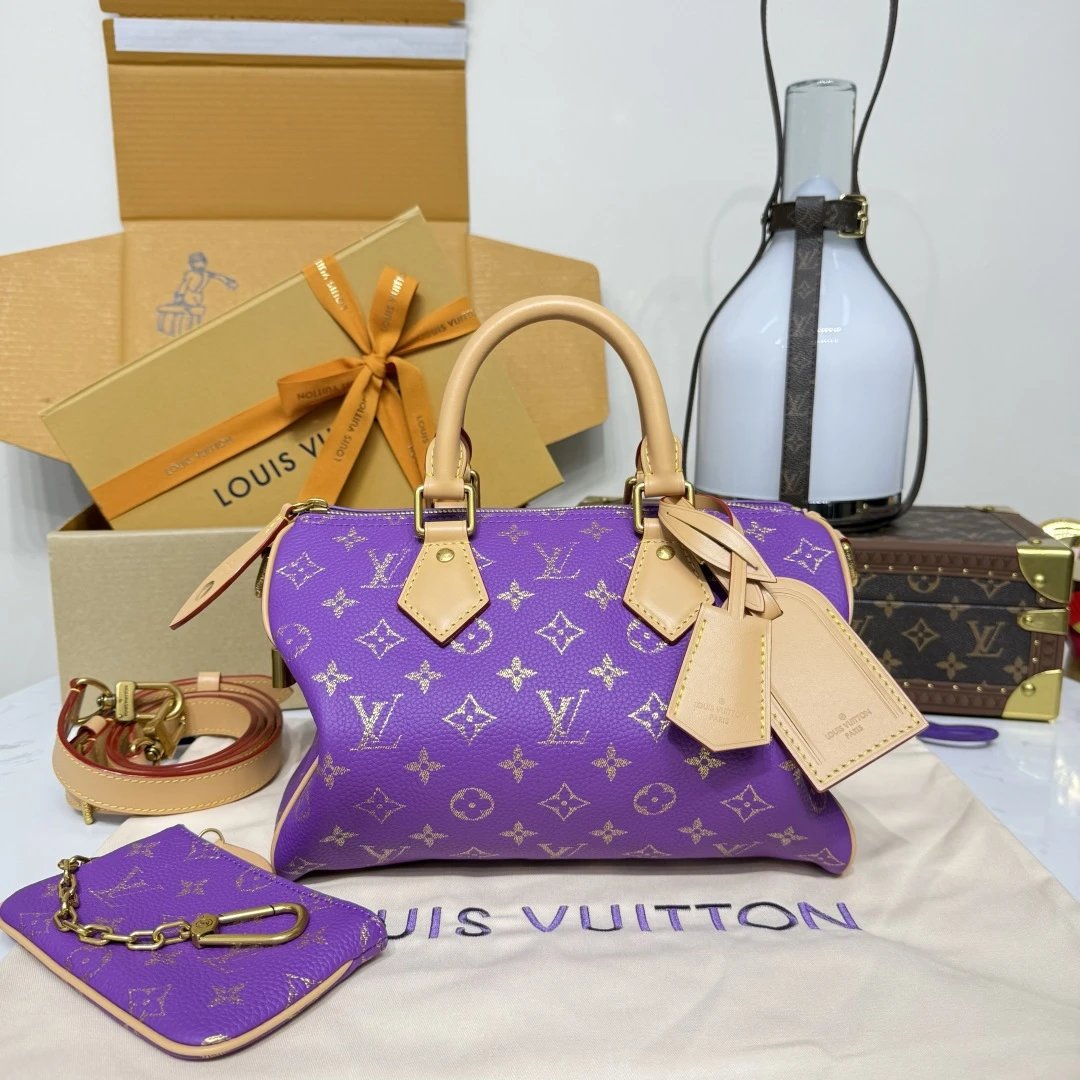 Louis Vuitton Speedy P9 Bandoulière Bag 25